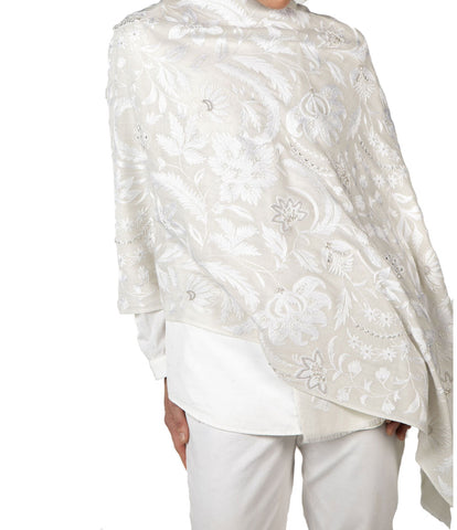 Intricate Pearl Floral